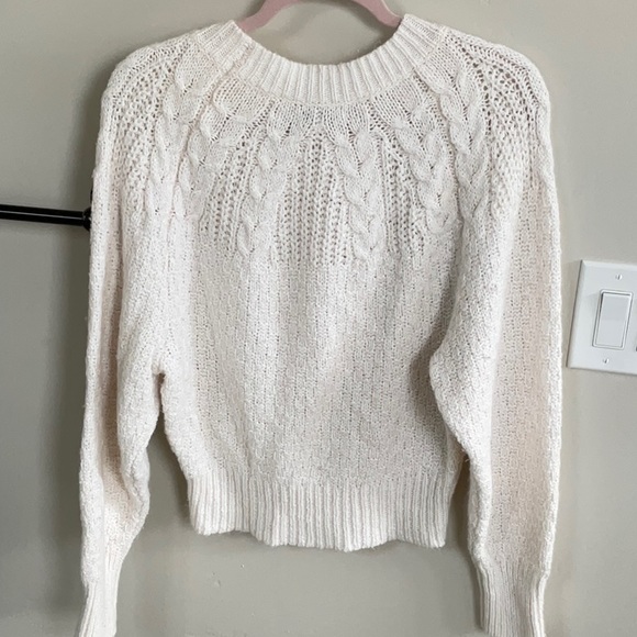 American Eagle cream sweater Size M - Picture 4 of 5